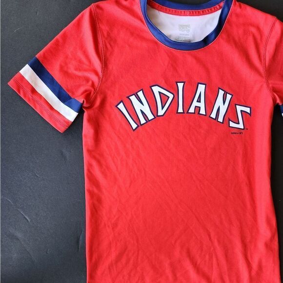 Cooperstown Inidans Red Shirt - Picture 4 of 9